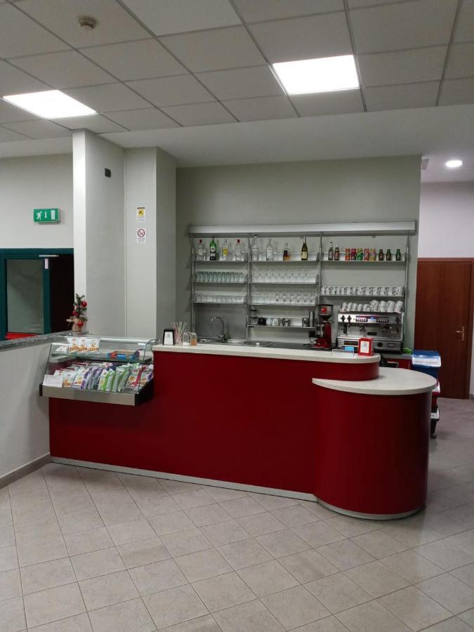 Open011 Hostel Торино Екстериор снимка